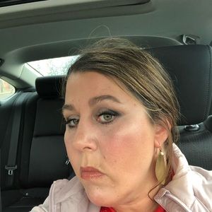 Meet your Posher, Meg